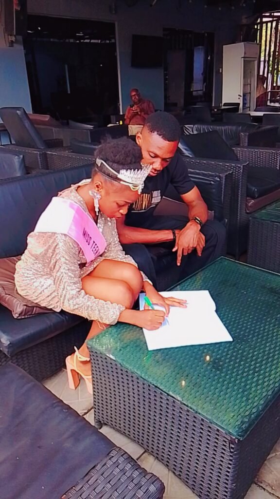 Fourwall Magazine Unveils Queen Divinetreasure Oghogho Edwards as the Official Teen Ambassador for the 2026 Fourwall Models Awards Snapchat 1754195125 - Fourwall Magazine