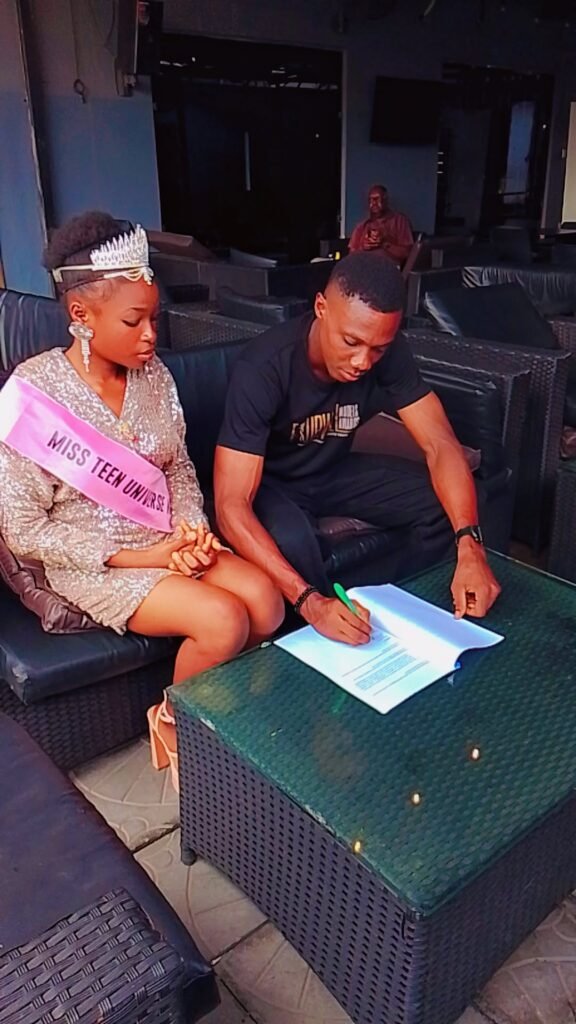 Fourwall Magazine Unveils Queen Divinetreasure Oghogho Edwards as the Official Teen Ambassador for the 2026 Fourwall Models Awards Snapchat 508830424 - Fourwall Magazine